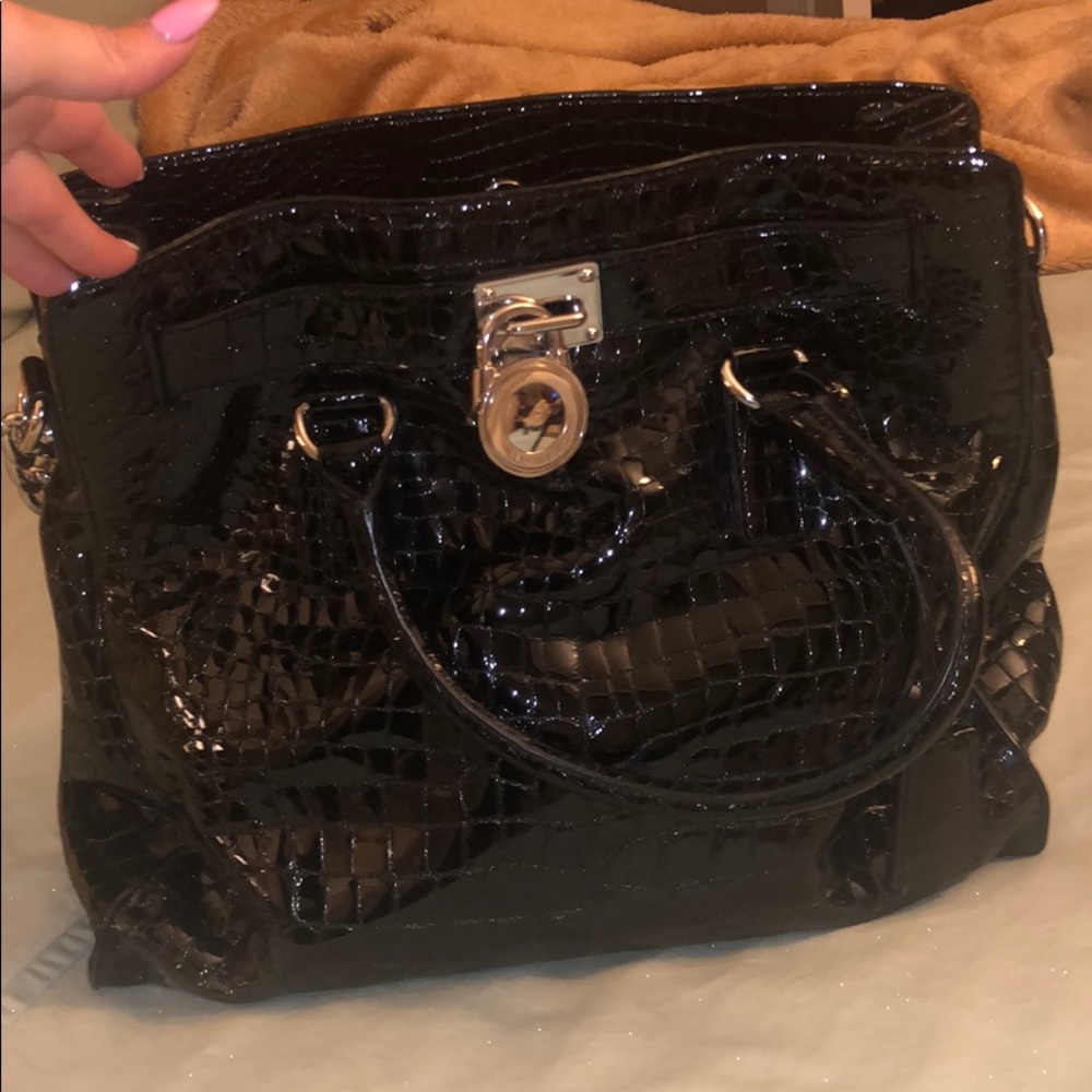 Black leather print MK purse